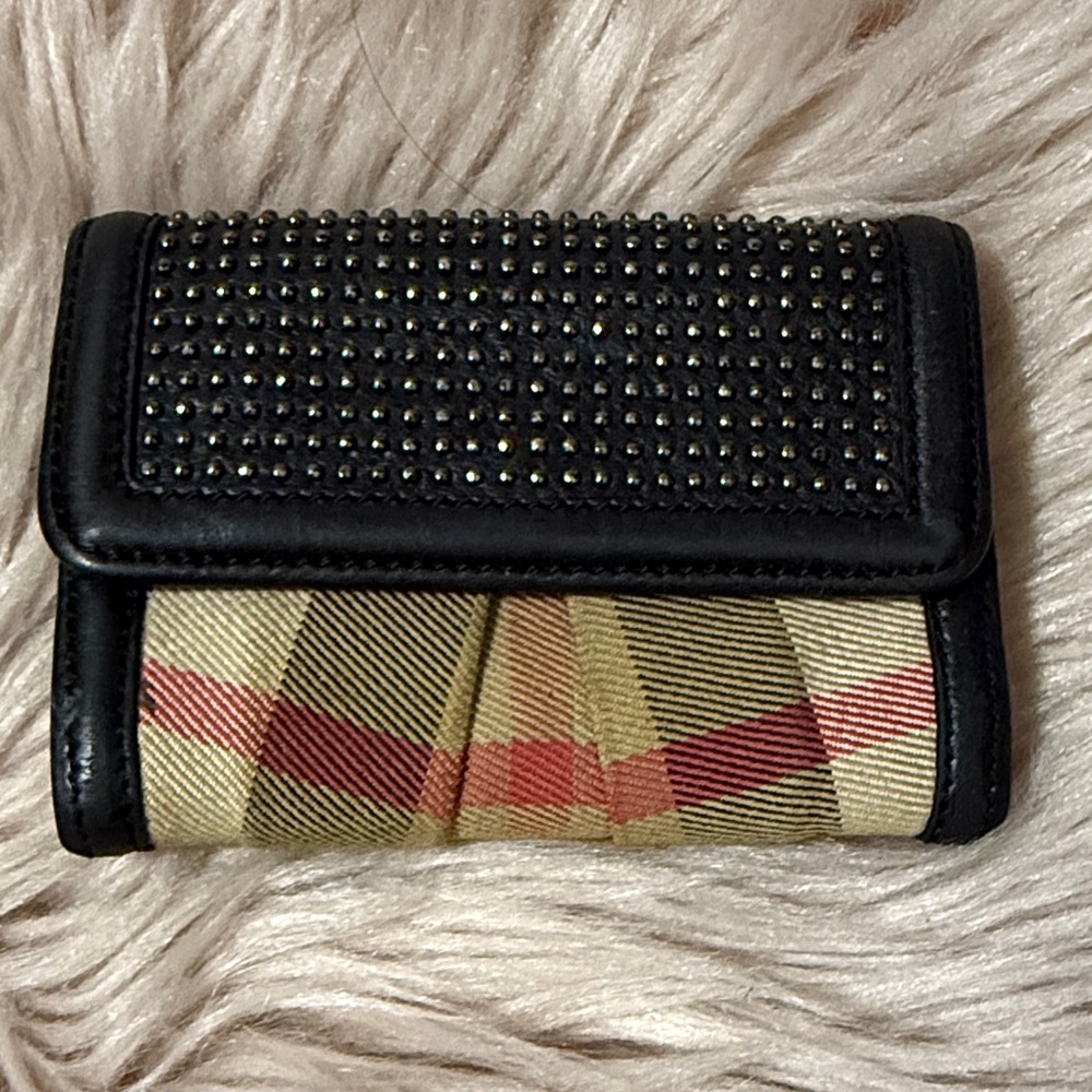 Rare Burberry Black and Tan Women's wallet authentic